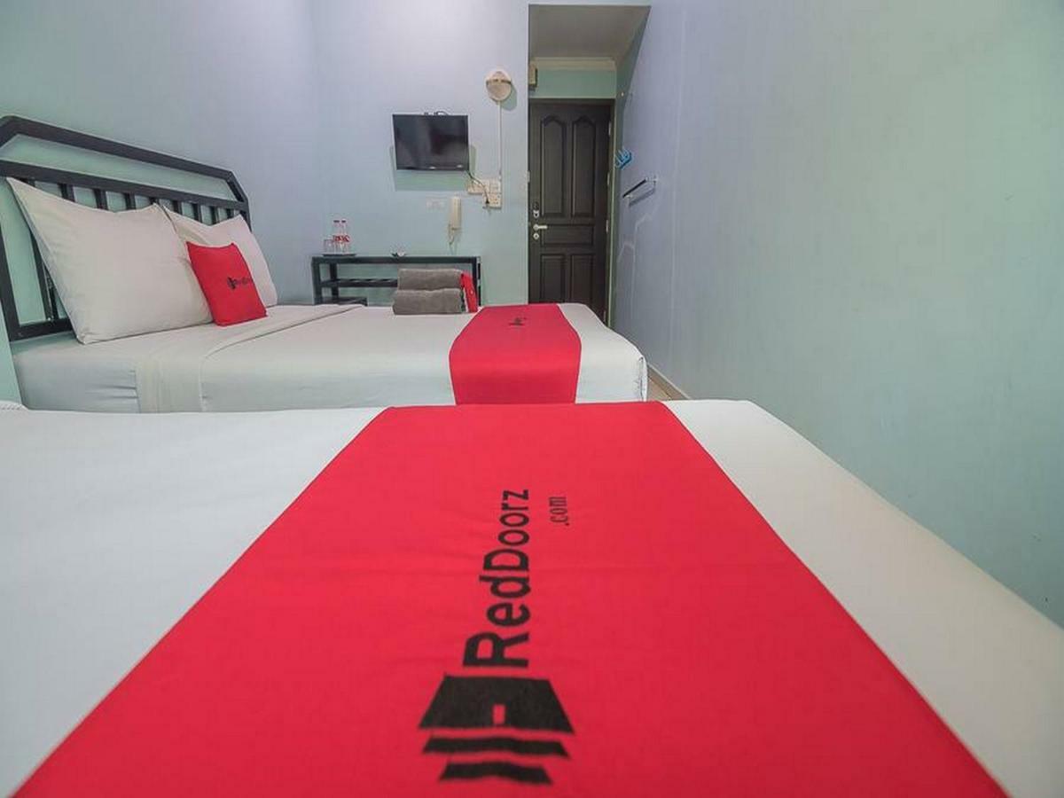 Reddoorz Near Nagoya Citywalk Batam 2 Eksteriør billede
