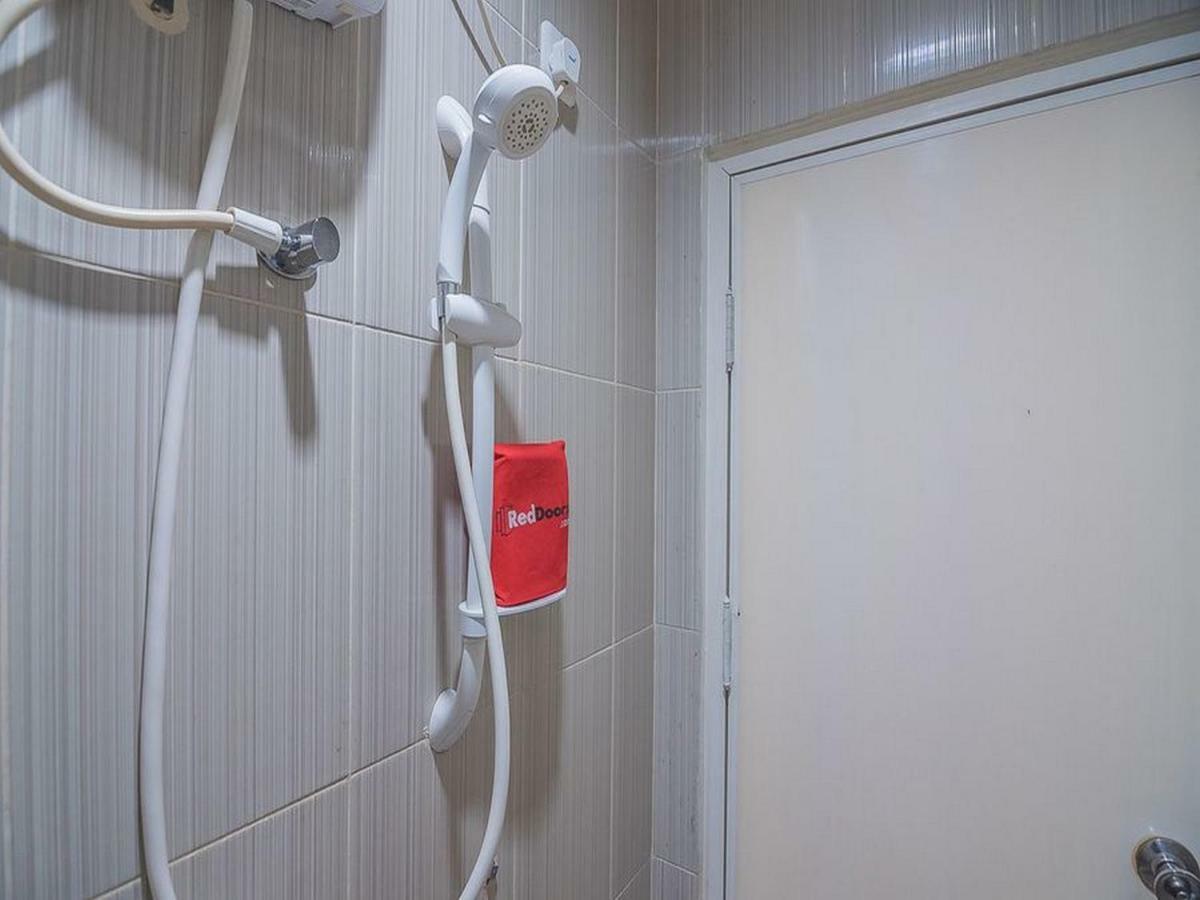 Reddoorz Near Nagoya Citywalk Batam 2 Eksteriør billede