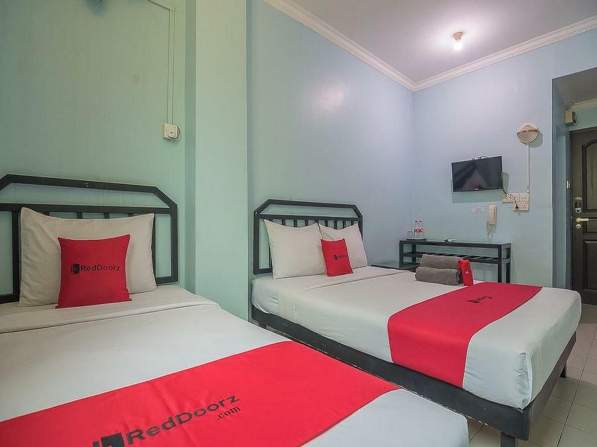 Reddoorz Near Nagoya Citywalk Batam 2 Eksteriør billede